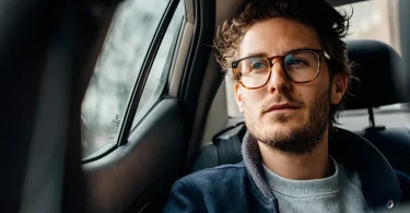 Kişiliğinize uygun gözlük seçin